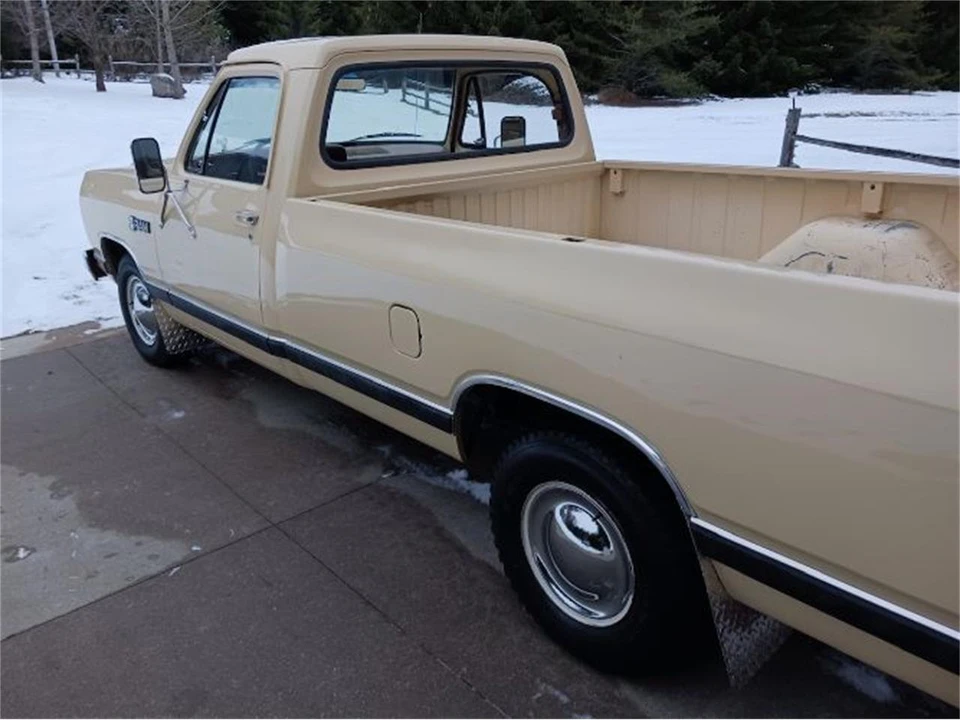 1985 Dodge D Series - Image 7 of 17