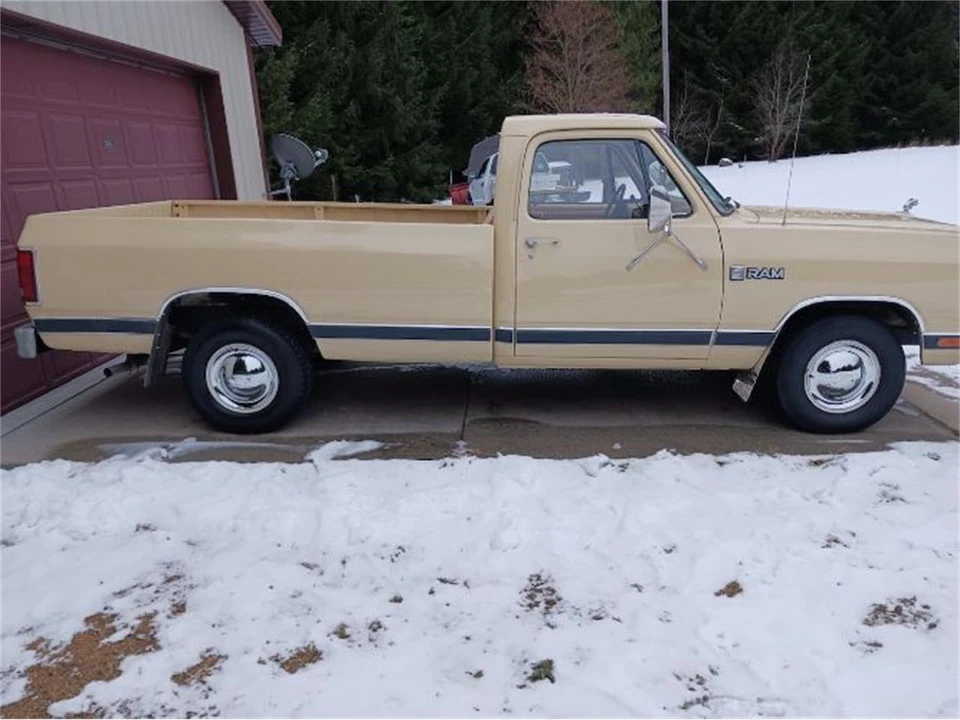 1985 Dodge D Series - Image 3 of 17