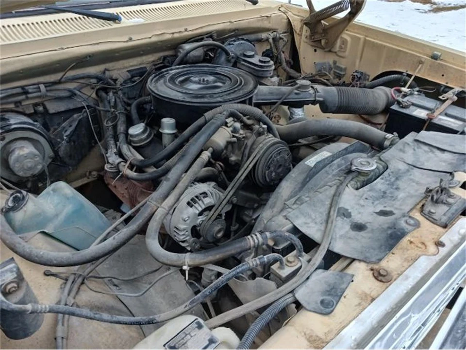 1985 Dodge D Series - Image 16 of 17