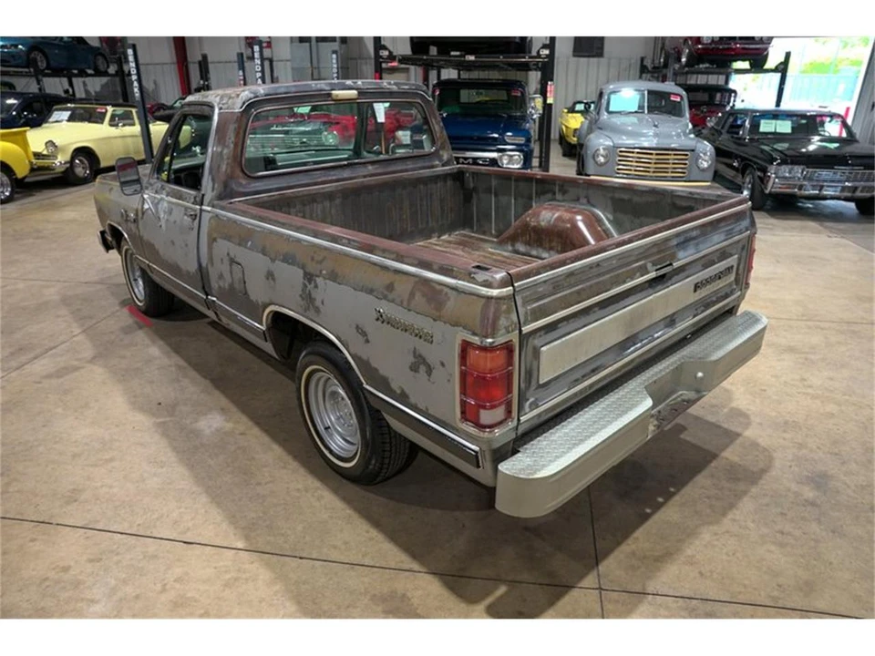 1985 Dodge D Series - Image 16 of 31