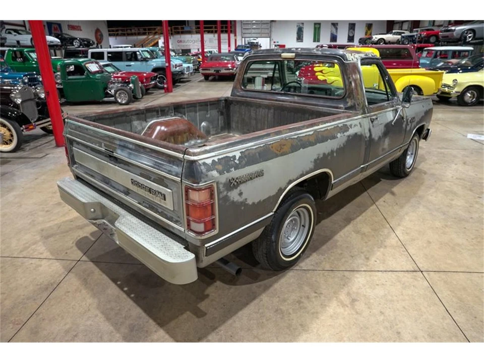 1985 Dodge D Series - Image 17 of 31