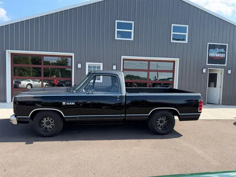 1985 Dodge D150 Pick Up