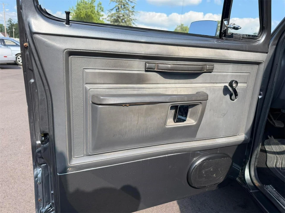 1985 Dodge D Series - Image 18 of 31