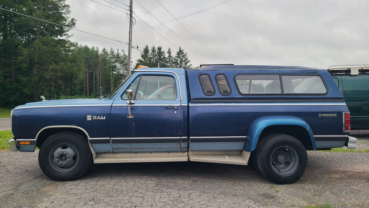 1985 Dodge D Series - Image 2 of 28