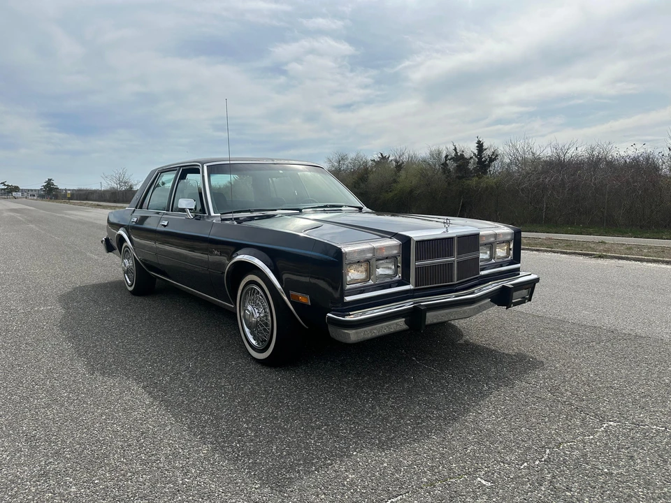 1985 Dodge Diplomat - Image 9 of 31