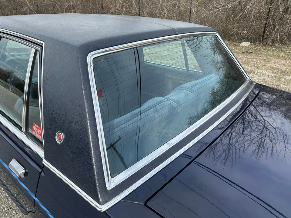 1985 Dodge Diplomat - Image 13 of 31