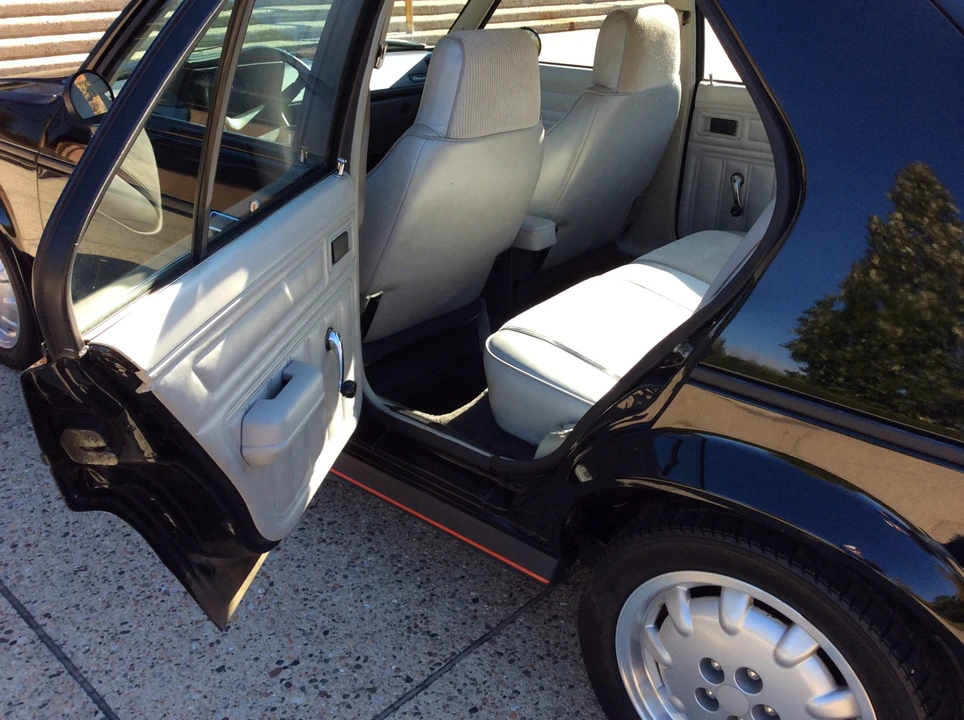 1985 Dodge Omni - Image 28 of 31