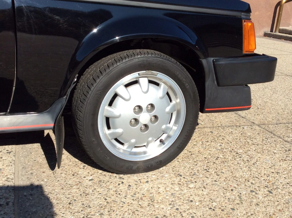 1985 Dodge Omni - Image 25 of 31