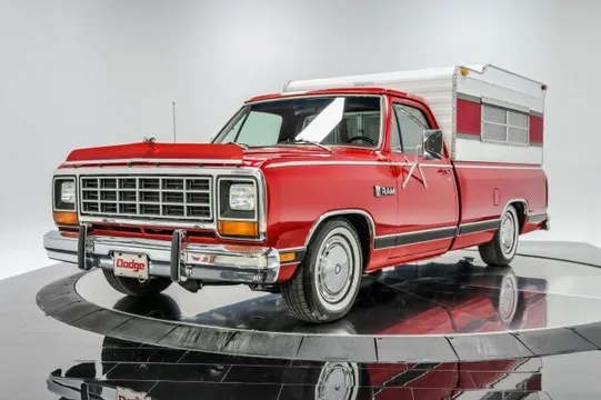 1985 Dodge Ram 1500 Custom Reg Cab