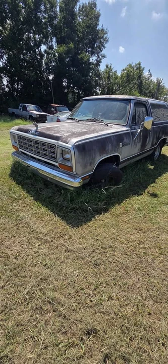 1985 Dodge Ramcharger - Image 9 of 17