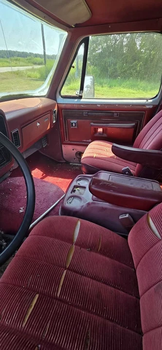 1985 Dodge Ramcharger - Image 12 of 17