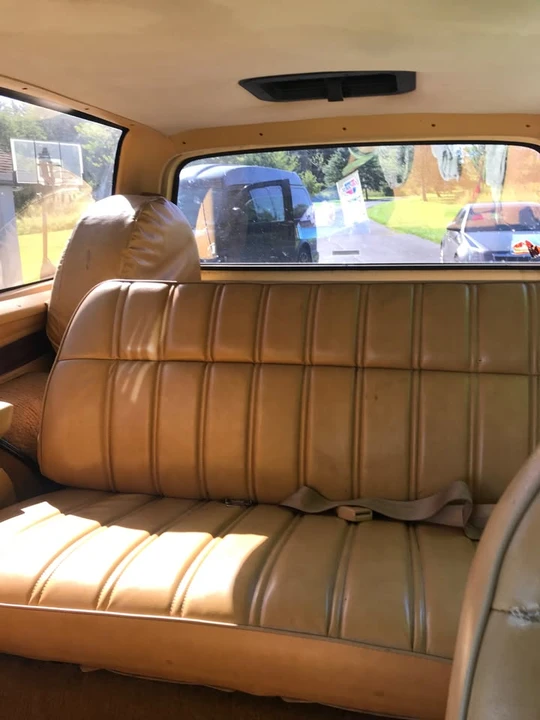 1985 Dodge Ramcharger - Image 11 of 18