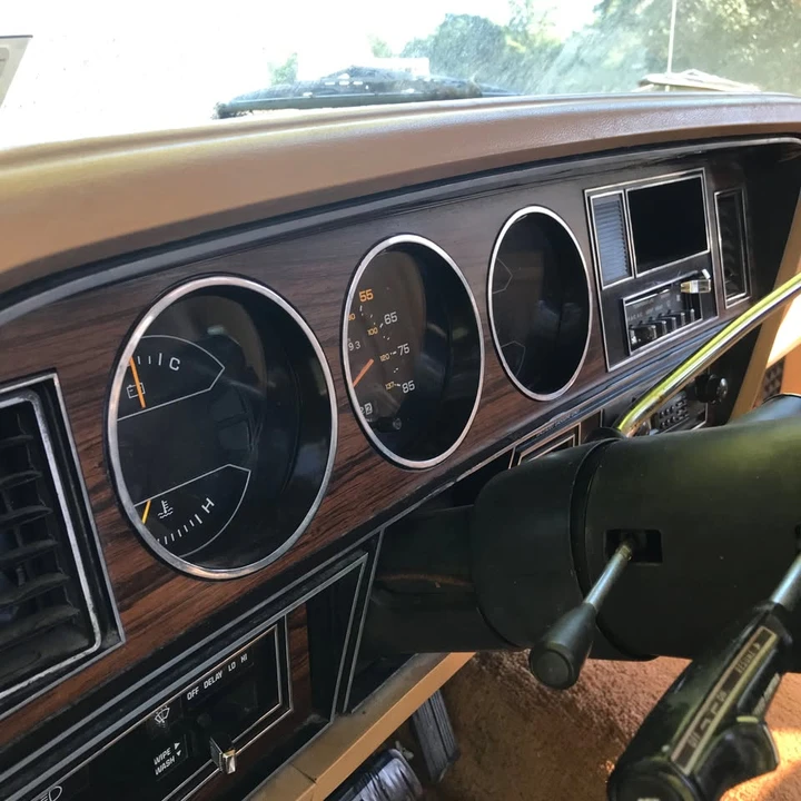 1985 Dodge Ramcharger - Image 14 of 18