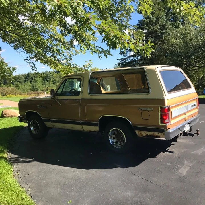1985 Dodge Ramcharger - Image 6 of 18