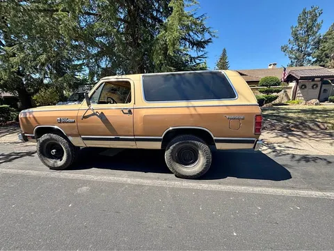 1985 Dodge Ram Charger Prospector 4WD