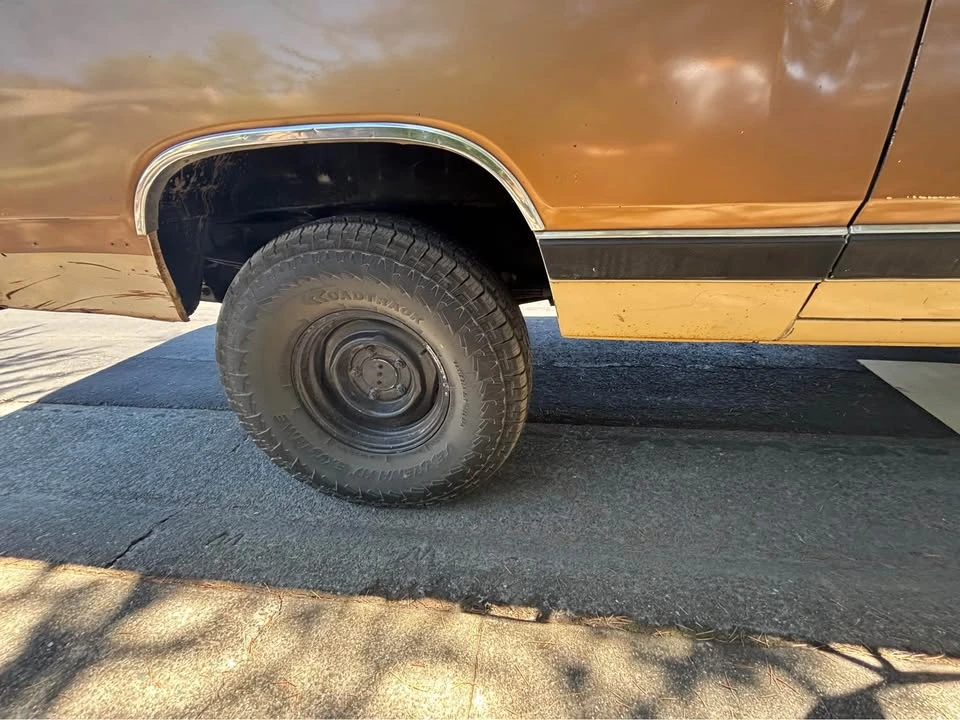 1985 Dodge Ramcharger - Image 9 of 12