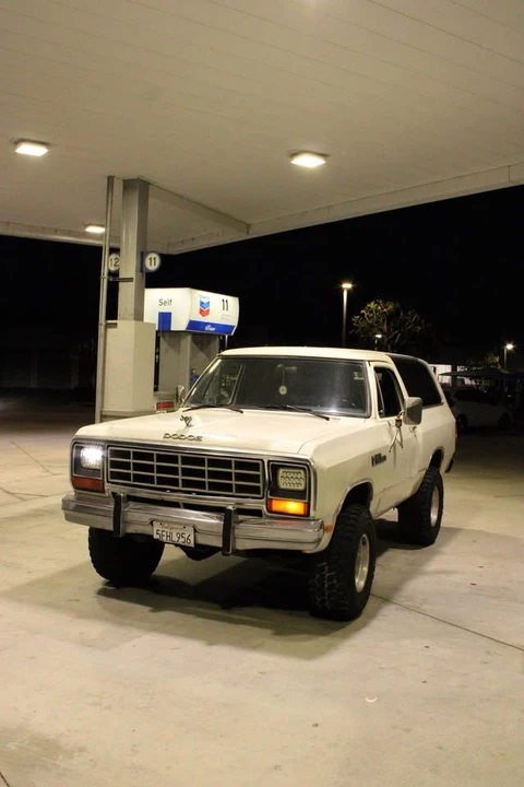 1985 Dodge Ramcharger - Image 4 of 10