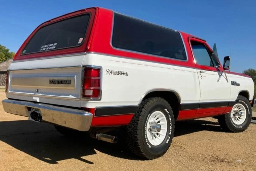 1985 Dodge Ramcharger - Image 2 of 13