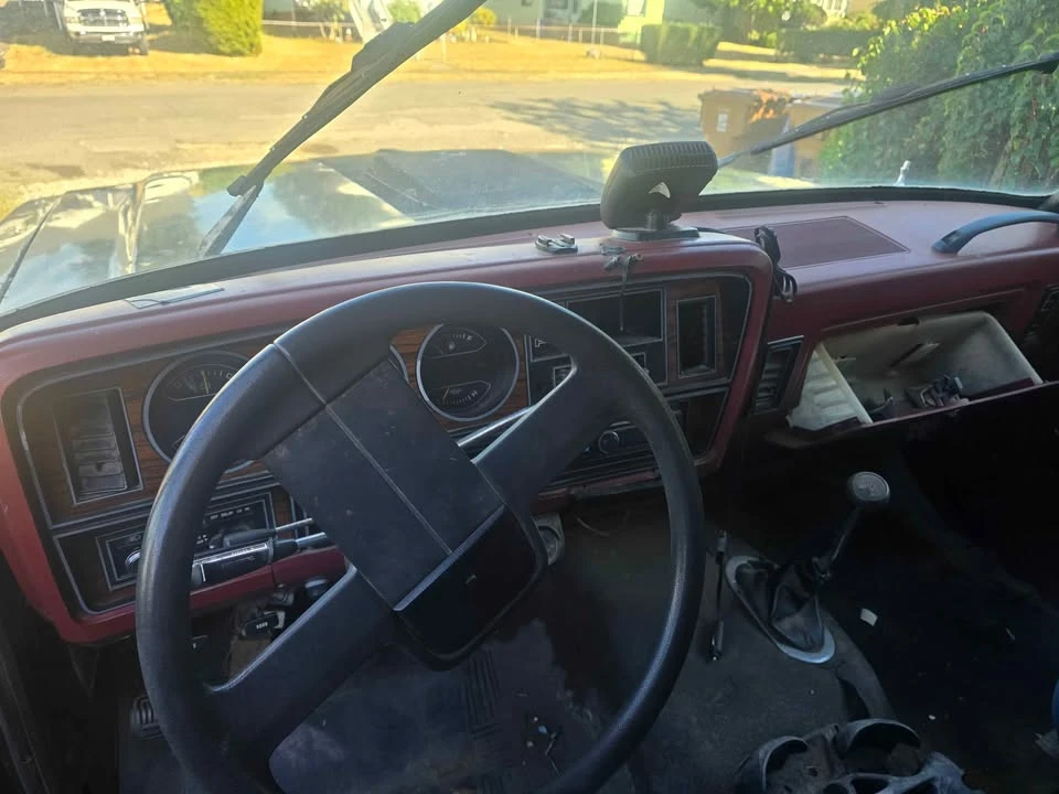 1985 Dodge Ramcharger - Image 17 of 20