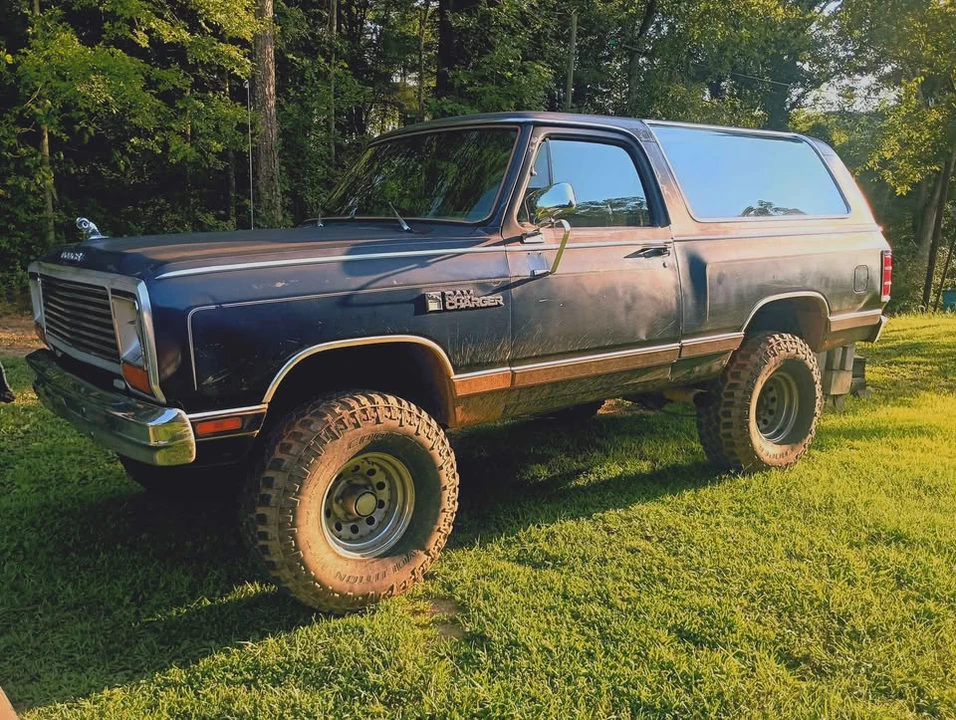 1985 Dodge Ramcharger - Image 3 of 9