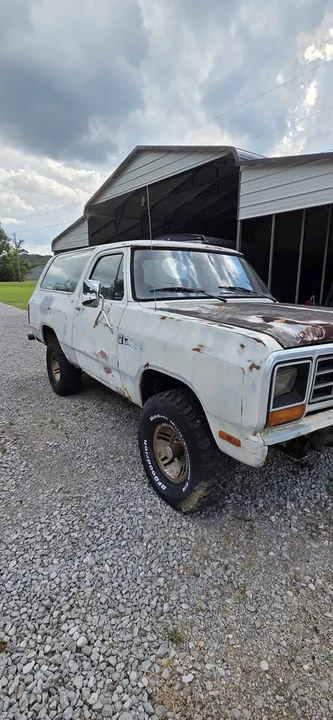 1985 Dodge Ramcharger - Image 2 of 8