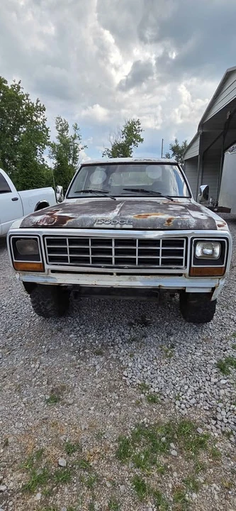 1985 Dodge Ramcharger - Image 3 of 8