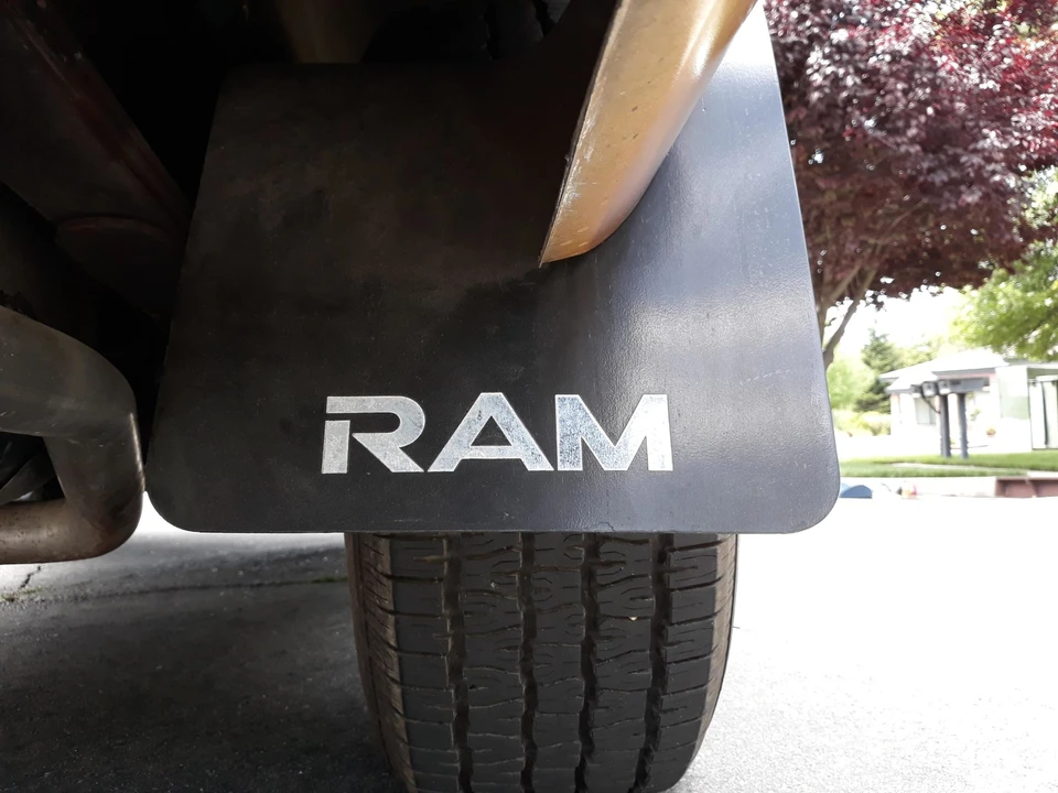 1985 Dodge Ram Van - Image 20 of 31