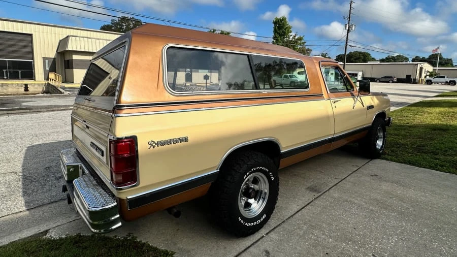 1985 Dodge Ram 1st Gen - Image 2 of 4