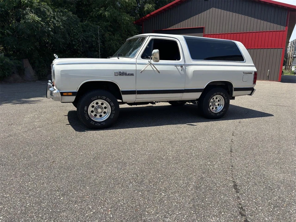 1985 Dodge Ramcharger - Image 4 of 31