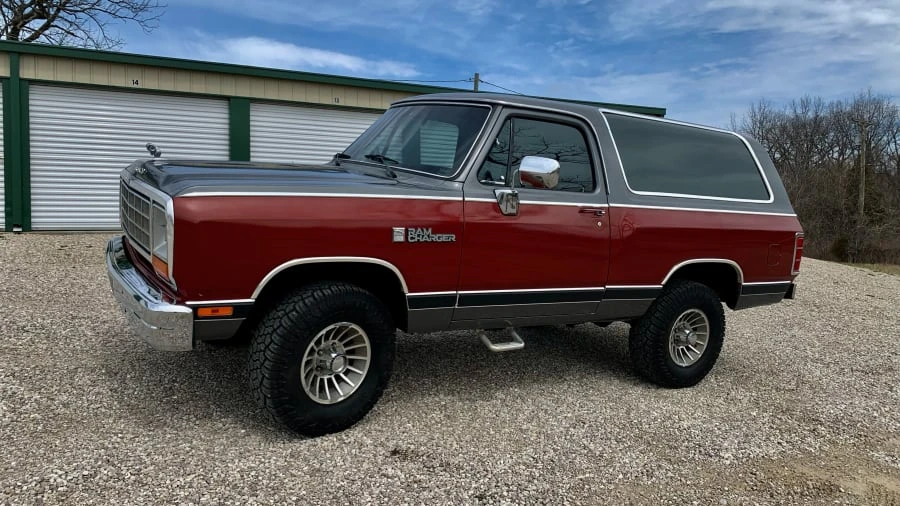 1985 Dodge Ramcharger - Image 9 of 9