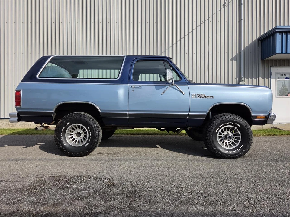 1985 Dodge Ramcharger - Image 8 of 31