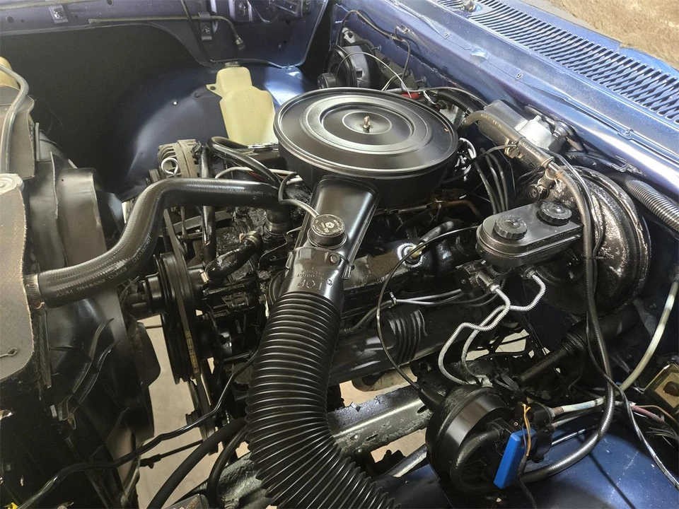 1985 Dodge Ramcharger - Image 28 of 31