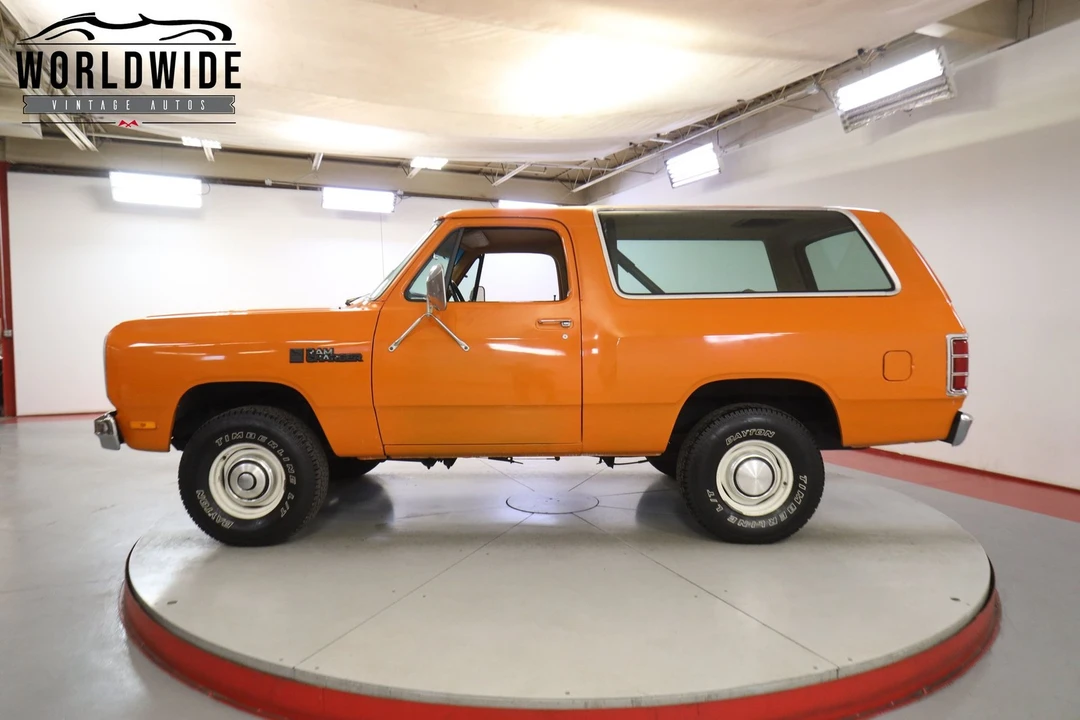 1985 Dodge Ramcharger - Image 3 of 12