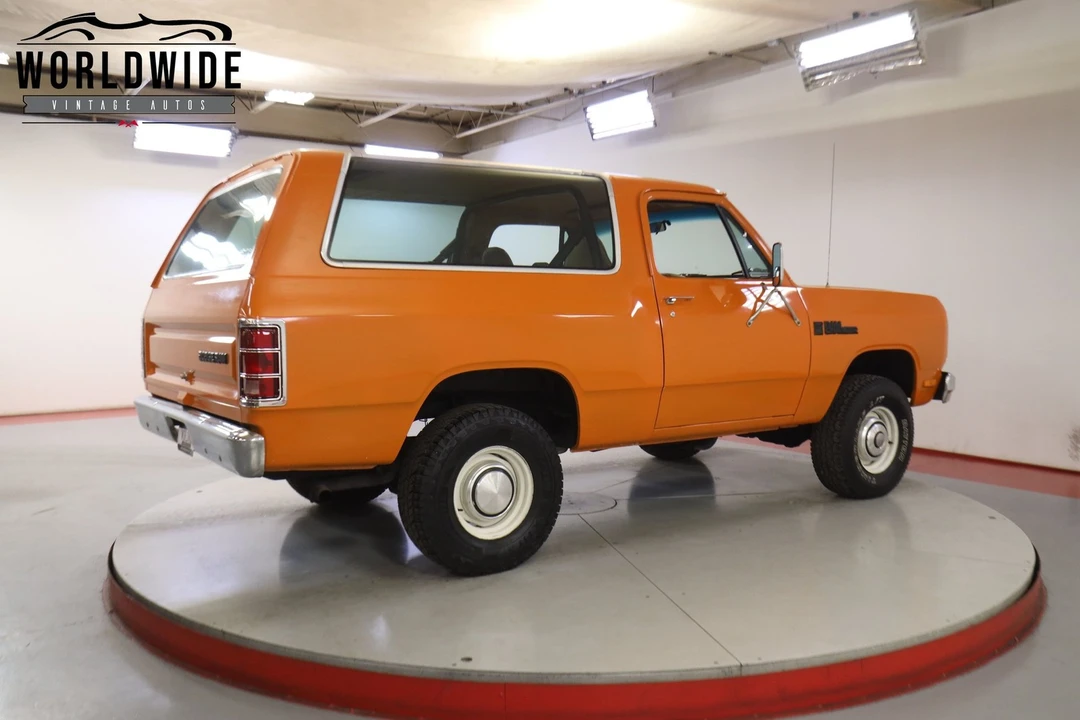 1985 Dodge Ramcharger - Image 6 of 12