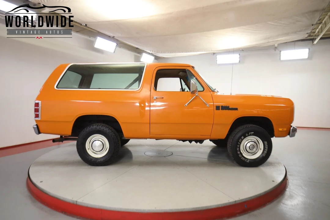 1985 Dodge Ramcharger - Image 4 of 12