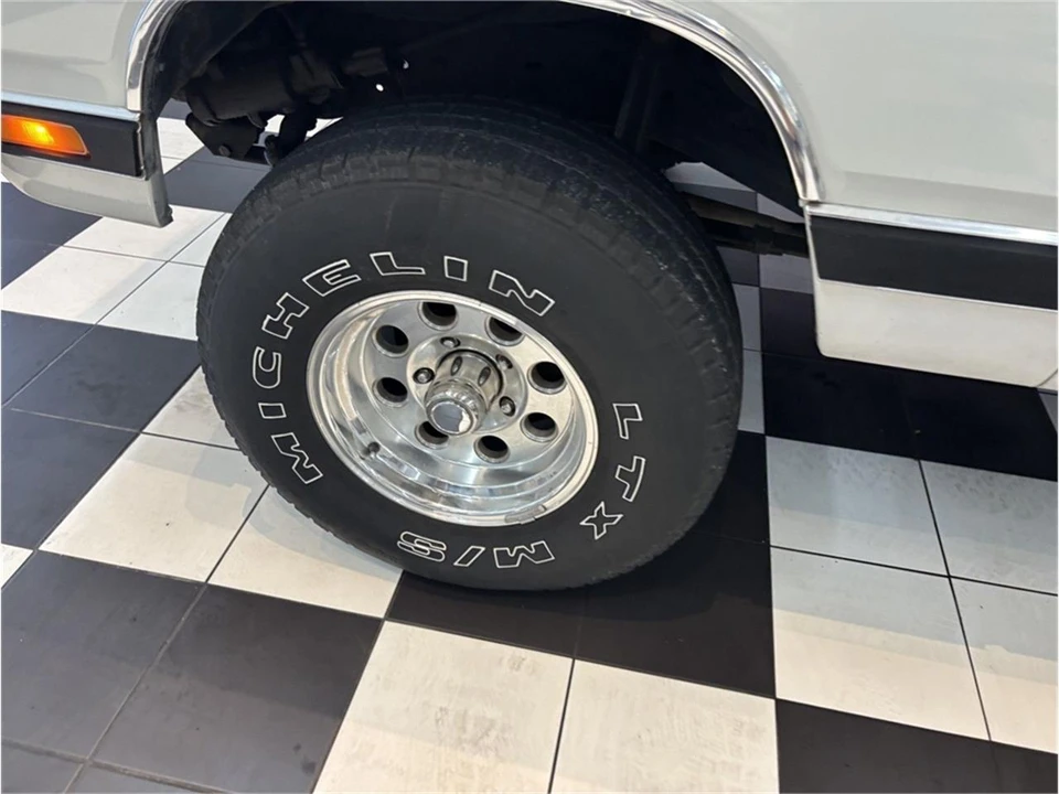 1985 Dodge Ramcharger - Image 23 of 31