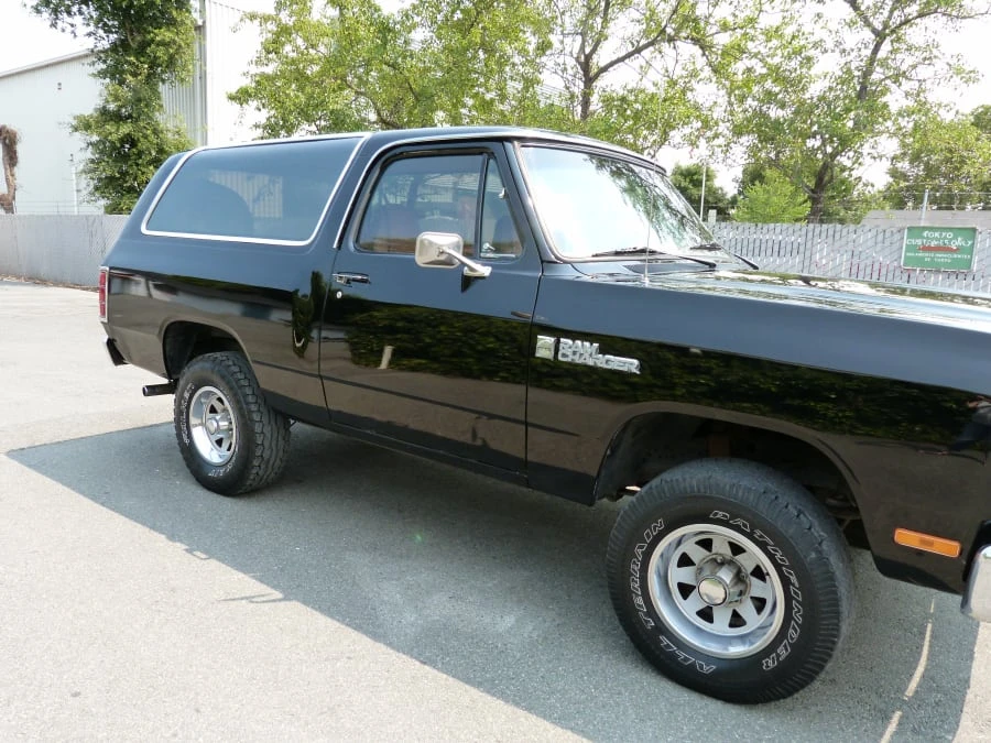 1985 Dodge Ramcharger - Image 3 of 12