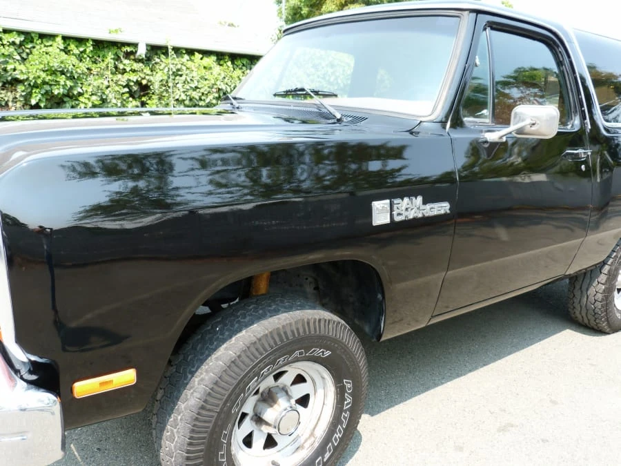 1985 Dodge Ramcharger - Image 5 of 12