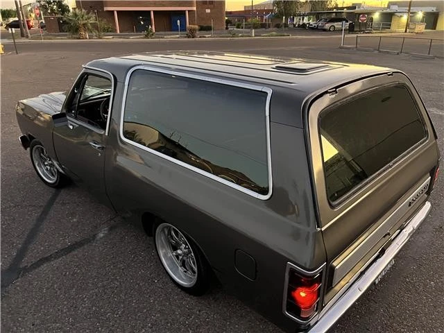 1985 Dodge Ramcharger - Image 10 of 12