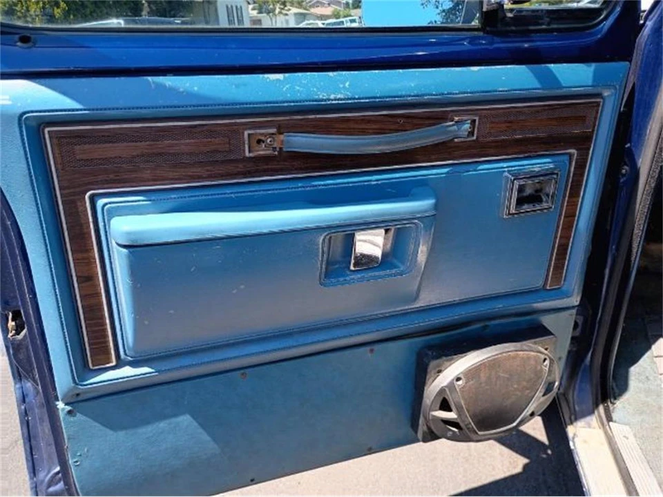 1985 Dodge Ramcharger - Image 7 of 15