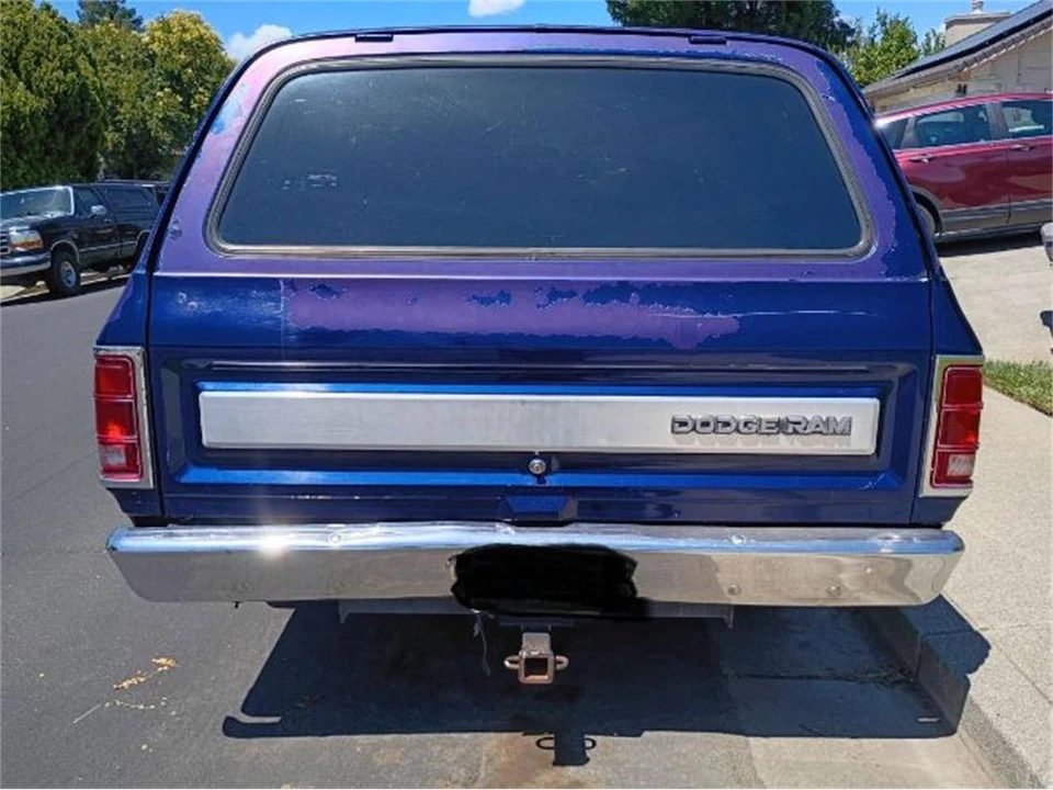 1985 Dodge Ramcharger - Image 12 of 15