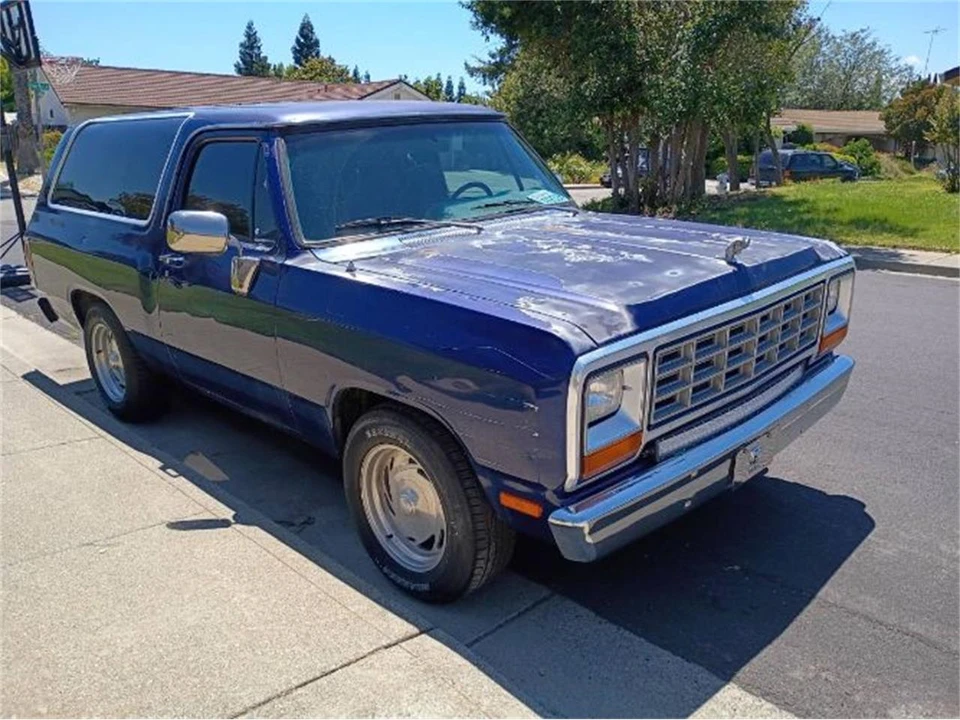 1985 Dodge Ramcharger - Image 13 of 15