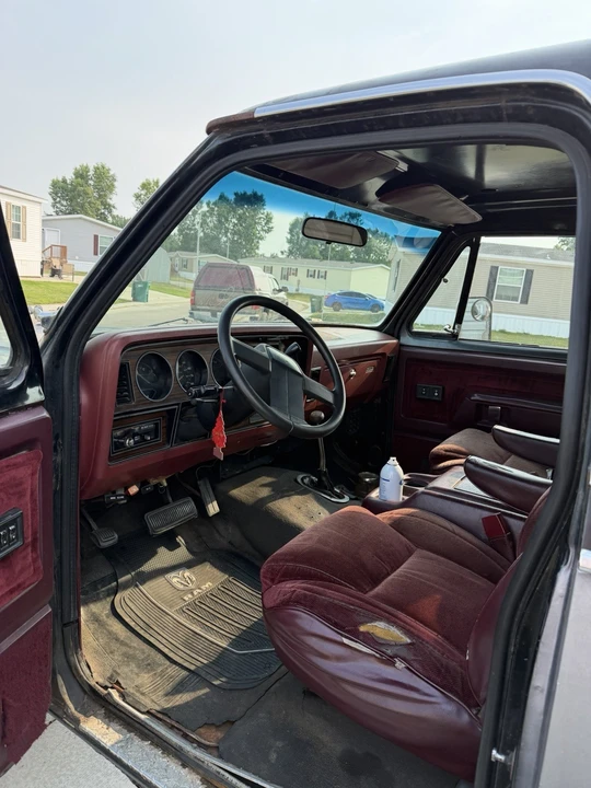 1985 Dodge Ramcharger - Image 8 of 11