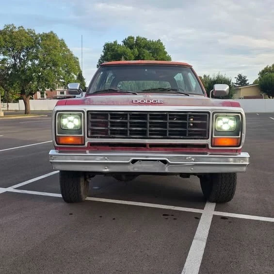 1985 Dodge Ramcharger - Image 15 of 16