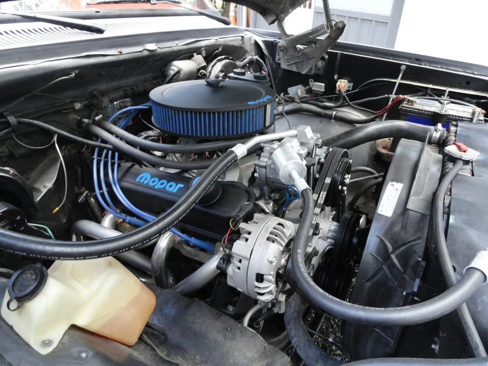 1985 Dodge Ramcharger - Image 9 of 31