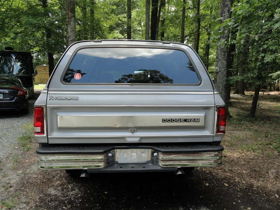 1985 Dodge Ramcharger - Image 6 of 31