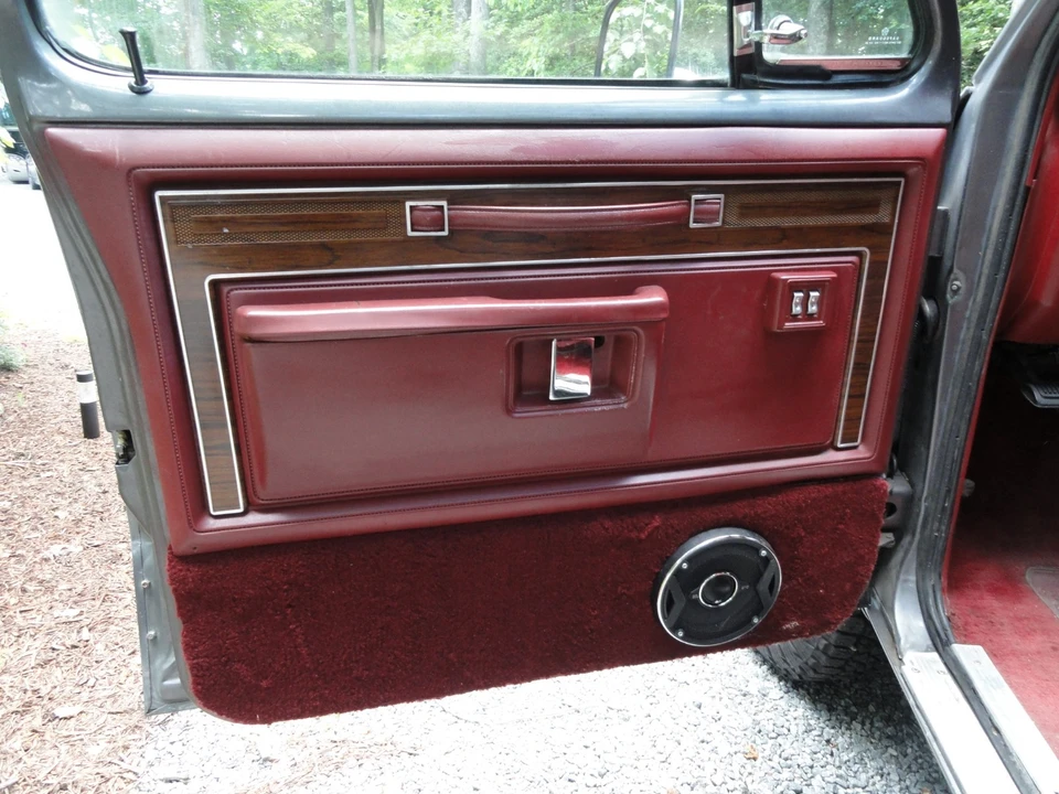 1985 Dodge Ramcharger - Image 23 of 31