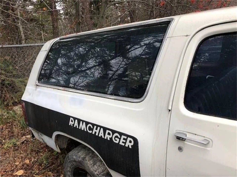 1985 Dodge Ramcharger - Image 10 of 16