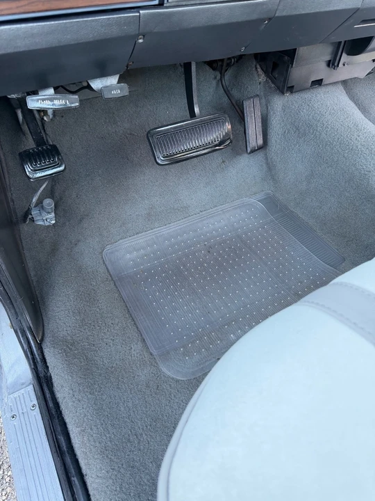 1985 Dodge Ramcharger - Image 17 of 21