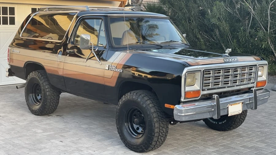1985 Dodge Ramcharger - Image 7 of 31